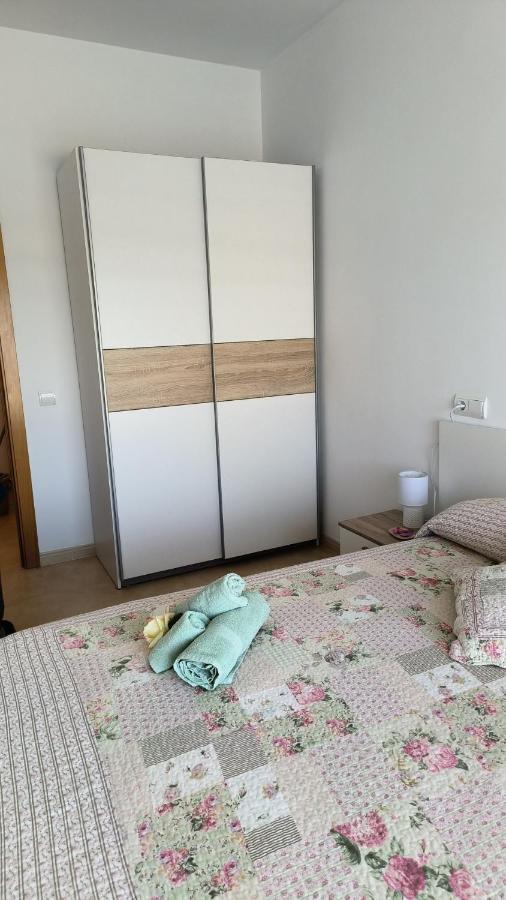 Apartamento En Els Muntells Leilighet Eksteriør bilde